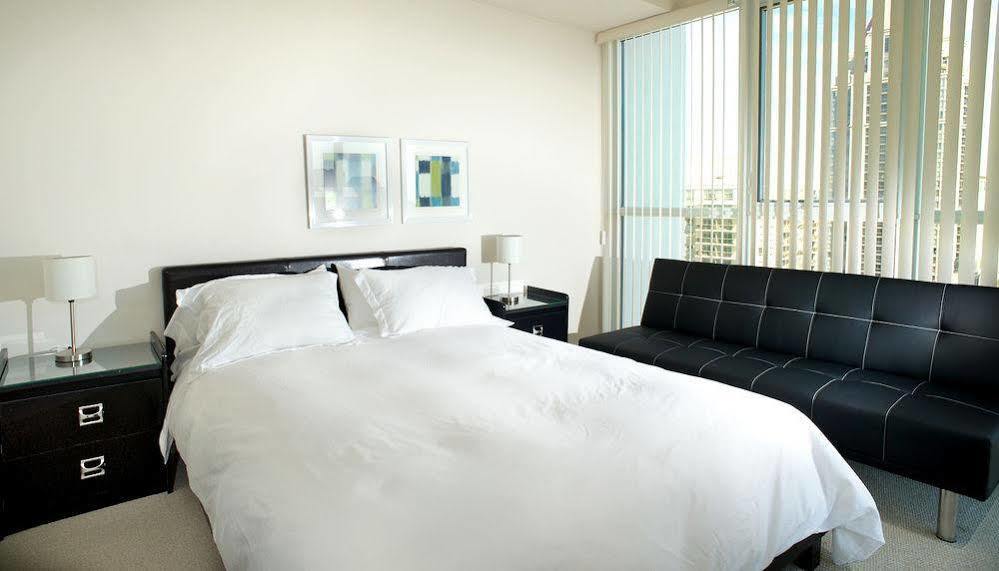 Pathway Suites Мисисага Екстериор снимка